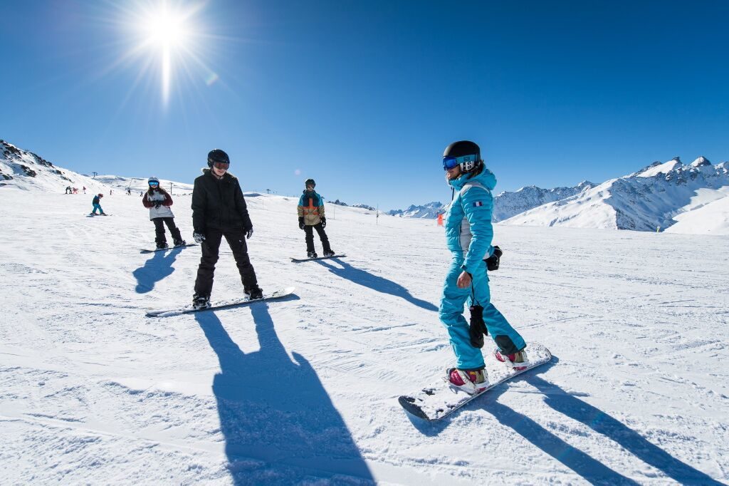 Cours snowboard débutant Montgenèvre ESI Apeak