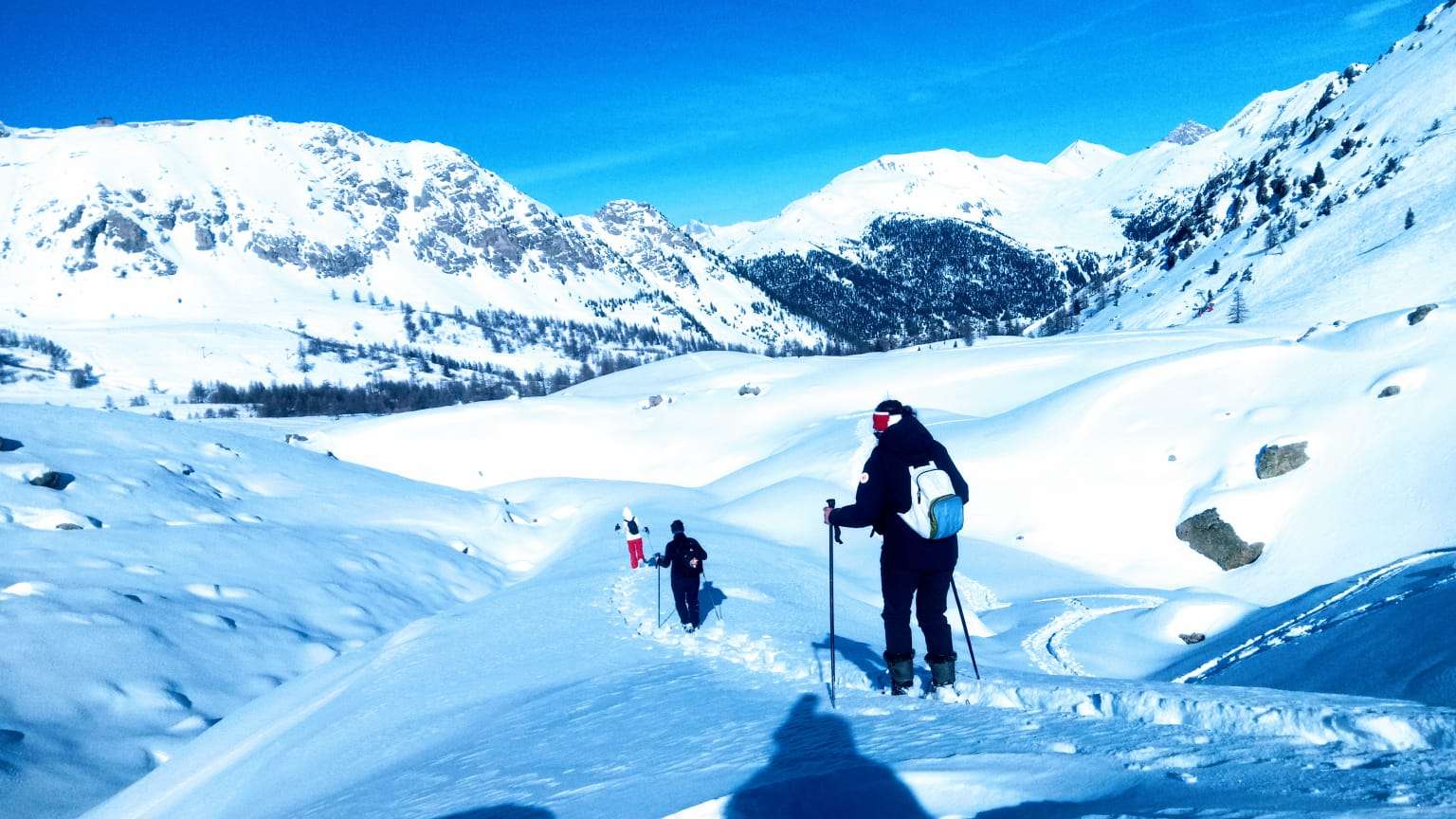 Panoramic snowshoe tour Les Douaniers, Gondrans ridge